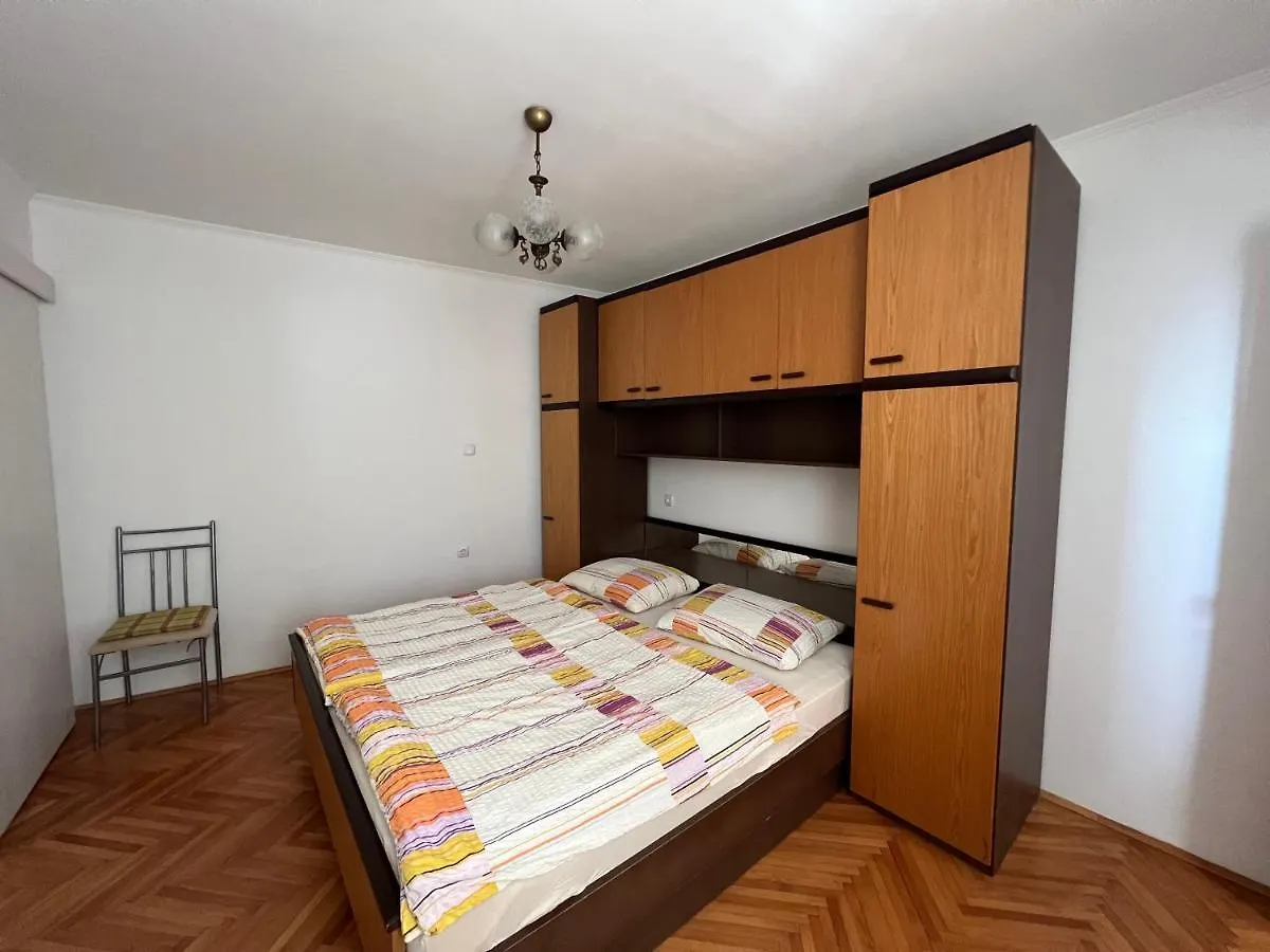 Apartments Matusan Palit Croatia