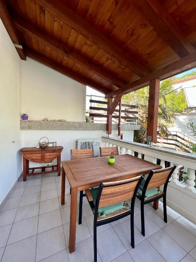 Apartments Matusan Palit